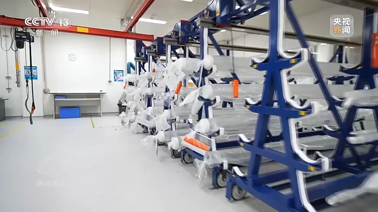 焦點訪談丨一路追“光” 領“纖”世界 光纜